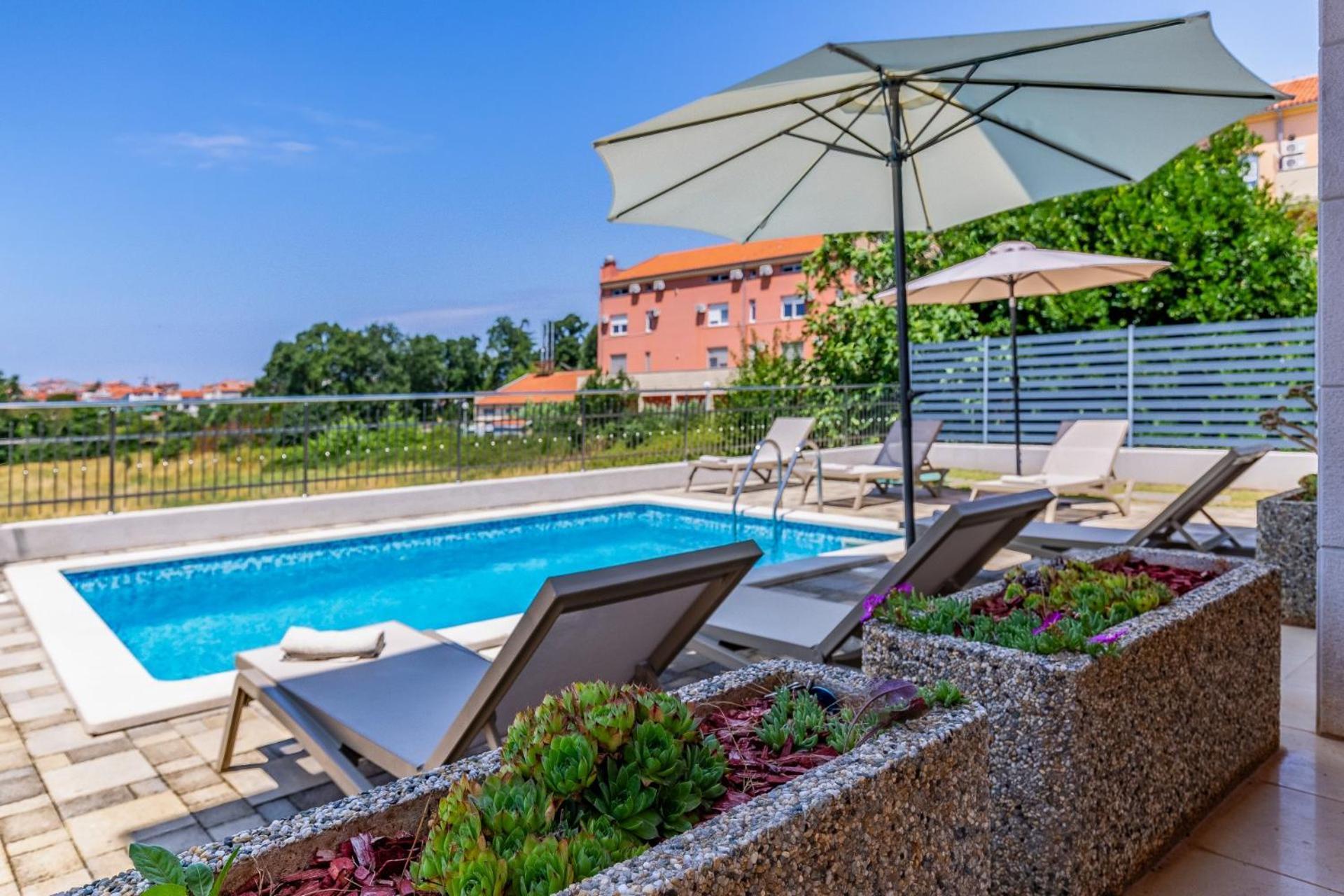 Villas Lotus With Pool And Jacuzzi Pula Exterior foto